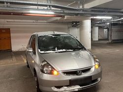 Silber Gebraucht 2004 Honda Jazz Kleinwagen | 1.300 €