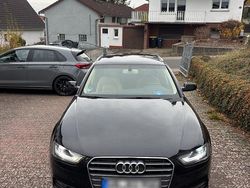 Schwarz Gebraucht 2012 Audi A4 Kombi | 8.000 € (Fairer Preis)
