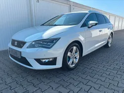 Weiß Gebraucht 2015 Seat Leon ST FR Kombi | 7.999 € (Fairer Preis)