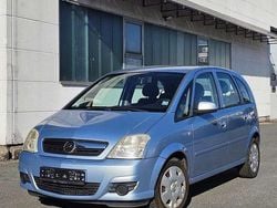 Grau Gebraucht 2009 Opel Meriva Edition Van / Kleinbus | 1.600 € (Guter Preis)