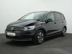 Schwarz Gebraucht 2024 VW Touran Move Van / Kleinbus | 34.989 € (Fairer Preis)