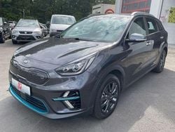 Andere Gebraucht 2020 Kia e-Niro Vision SUV | 15.900 € (Guter Preis)