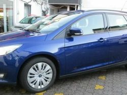 Blau metallic Gebraucht 2016 Ford Focus Kombi | 12.950 € (Etwas zu teuer)