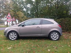Braun Gebraucht 2011 Opel Corsa Kleinwagen | 3.650 € (Fairer Preis)