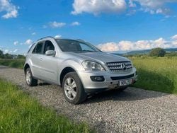 Grau Gebraucht 2008 Mercedes ML320 SUV | 3.800 € (Superpreis)