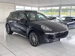 Tiefschwarz Gebraucht 2016 Porsche Cayenne S Chrono SUV | 33.990 € (Fairer Preis)