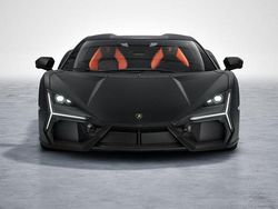 Schwarz Neu 2025 Lamborghini Revuelto Coupé | 636.650 € (Etwas zu teuer)