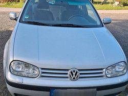 Silber Gebraucht 1998 VW Golf IV Kleinwagen | 600 € (Superpreis)
