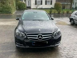 Schwarz Gebraucht 2014 Mercedes 300 Avantgarde Limousine | 18.690 €
