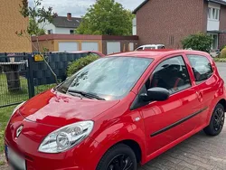 Rot Gebraucht 2010 Renault Twingo Kleinwagen | 2.495 € (Guter Preis)