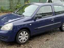 Blue roy Gebraucht 2006 Renault Clio II Campus Kleinwagen | 1.000 € (Fairer Preis)