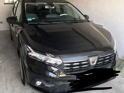 Schwarz Gebraucht 2021 Dacia Logan Limousine | 14.000 €