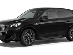 Schwarz Gebraucht 2024 BMW iX1 Luxury Line SUV | 50.067 € (Teuer)