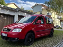 Rot Gebraucht 2009 VW Caddy Life Van / Kleinbus | 7.500 € (Fairer Preis)