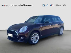 Pure burgundy metallic rot Gebraucht 2018 Mini Cooper Clubman Pepper Kombi | 18.575 € (Fairer Preis)