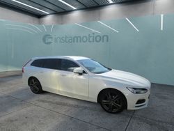 Weiß Gebraucht 2019 Volvo V90 Momentum Kombi | 27.600 € (Fairer Preis)