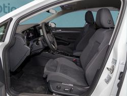 Weiß Gebraucht 2024 VW Golf VIII Kombi | 26.699 € (Superpreis)