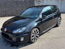 Schwarz Gebraucht 2011 VW Golf VI Edition Limousine | 9.999 € (Fairer Preis)