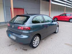 Grau Gebraucht 2005 Seat Ibiza Kleinwagen | 1.150 € (Etwas zu teuer)