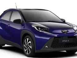 Blau Neu 2025 Toyota Aygo Kleinwagen | 16.490 €