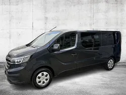 Grau Gebraucht 2024 Renault Trafic Life Van | 34.880 € (Guter Preis)