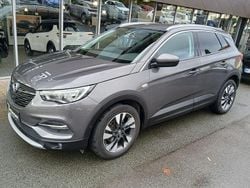 Grau Gebraucht 2018 Opel Grandland X Dynamic SUV | 16.490 € (Fairer Preis)