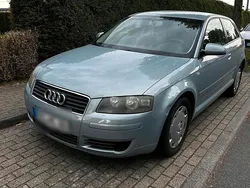 Blau Gebraucht 2003 Audi A3 Kleinwagen | 2.499 € (Teuer)