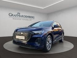 Blau Gebraucht 2022 Audi Q4 e-tron Sport SUV | 30.444 € (Guter Preis)