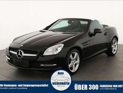Schwarz Gebraucht 2013 Mercedes SLK200 Cabrio | 18.995 € (Fairer Preis)