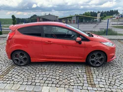 Lavarot metallic Gebraucht 2016 Ford Fiesta ST Kleinwagen | 6.900 € (Guter Preis)