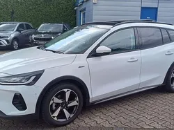 Weiß Gebraucht 2025 Ford Focus Active X Kombi | 26.980 € (Guter Preis)