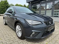 "magnetic tech" grau Gebraucht 2024 Seat Ibiza FR Limousine | 17.990 € (Guter Preis)