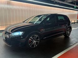 Schwarz Gebraucht 2015 VW Golf VII Sportline Limousine | 15.480 € (Fairer Preis)