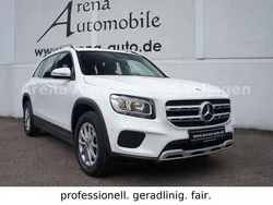 Weiß Gebraucht 2022 Mercedes GLB200 SUV | 33.990 € (Teuer)