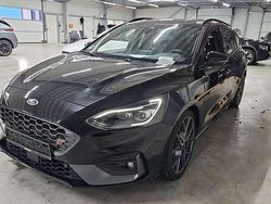 Agate black Gebraucht 2021 Ford Focus Performance Edition Kombi | 21.990 € (Fairer Preis)