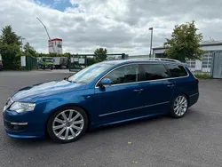 Blau Gebraucht 2010 VW Passat R-line Kombi | 7.700 €