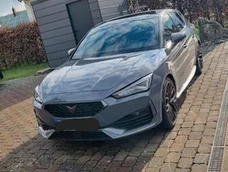 Grau Gebraucht 2023 Cupra Leon VZ Limousine | 36.500 € (Etwas zu teuer)