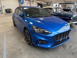 Blau Gebraucht 2020 Ford Focus ST-Line Limousine | 14.900 € (Superpreis)