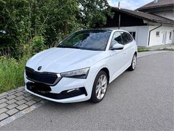 Weiß Gebraucht 2023 Skoda Scala Business Line Kleinwagen | 23.000 € (Fairer Preis)