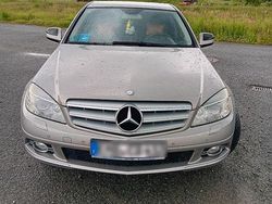 Gold Gebraucht 2006 Mercedes C220 Limousine | 4.000 €