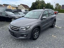 Grau Gebraucht 2014 VW Tiguan Trendline SUV | 9.499 € (Etwas zu teuer)