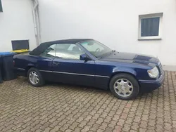 Mercedes 220