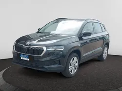 Schwarz Gebraucht 2024 Skoda Karoq Selection SUV | 30.885 € (Guter Preis)