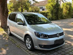 Silber Gebraucht 2015 VW Touran Comfortline Van / Kleinbus | 10.800 € (Fairer Preis)