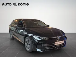 Schwarz Neu 2025 VW Passat Elegance Kombi | 47.990 €