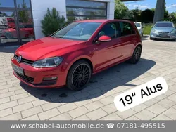 Rot Gebraucht 2013 VW Golf VII Comfortline Limousine | 10.500 € (Teuer)