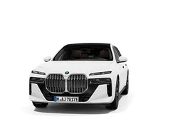 Gebraucht 2025 BMW 750e Comfort Edition Limousine | 94.880 €