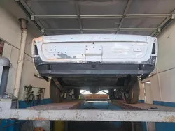 Weiß Gebraucht 2025 Ford Taunus Limousine | 3.500 €