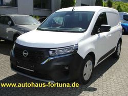 Mineral white (s) Gebraucht 2023 Nissan Townstar N-Connecta Van / Kleinbus | 23.500 € (Fairer Preis)