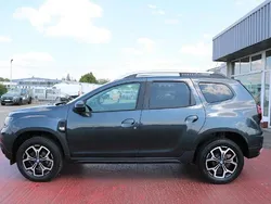 Grau Gebraucht 2021 Dacia Duster Celebration SUV | 17.990 € (Fairer Preis)